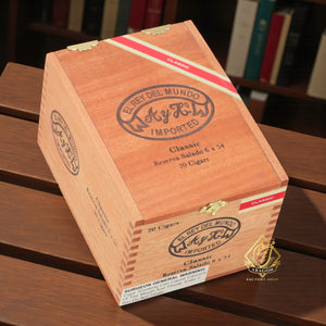 El Rey del Mundo Natural Reserva Salado 6X54