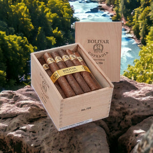 ボリバル コフラディア チャーチル 7"1/4 * 54