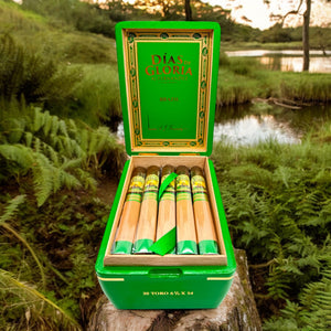 AJ Fernandez Dias de Gloria Brazil Toro 6"1/2 * 54