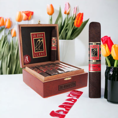 LA GRAN LLAVE MADURO BY AJ FERNANDEZ